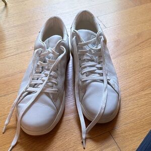 Classic White Men's Sneakers